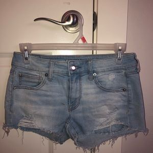 denim american eagle shorts
